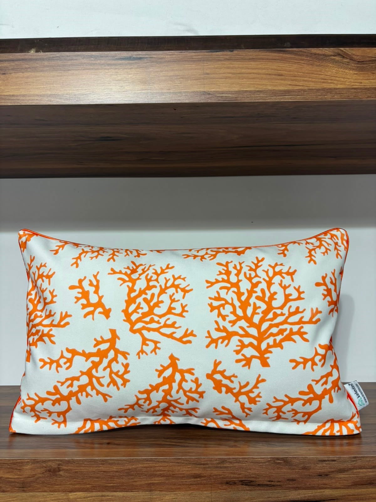 E128 BEYAZ ZEMİN TURUNCU MERCAN KIRLENT 30*50