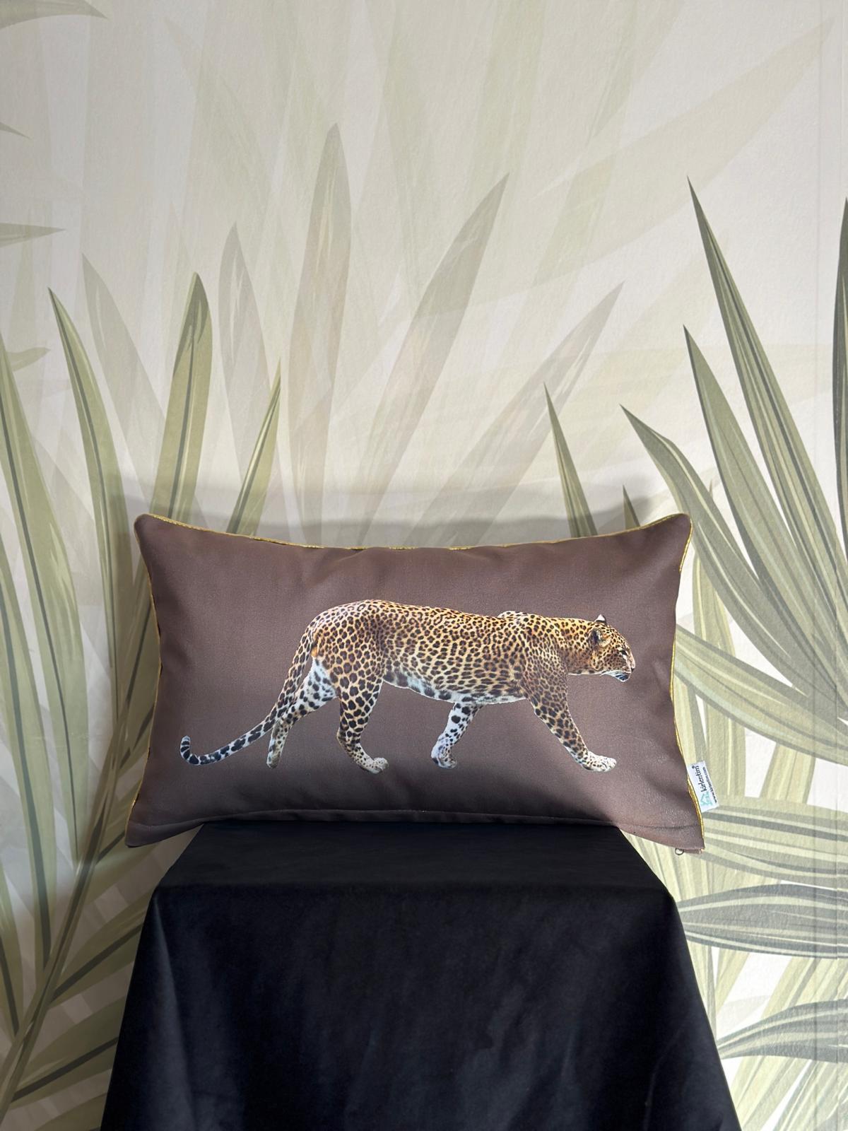 E812-3050 KAHVERENGİ KADİFE ZEMİN LEOPAR DESEN