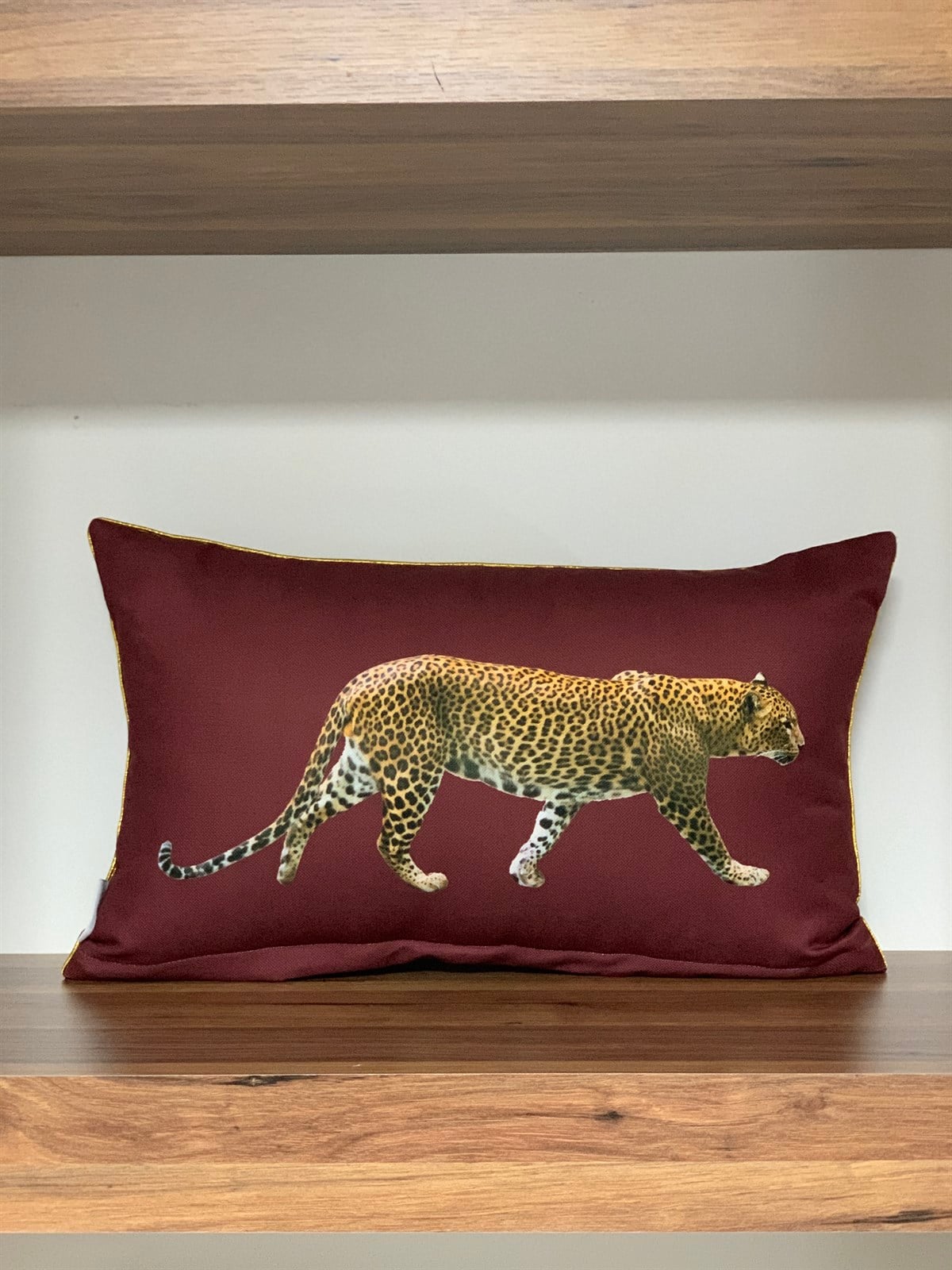 E812B LEOPAR