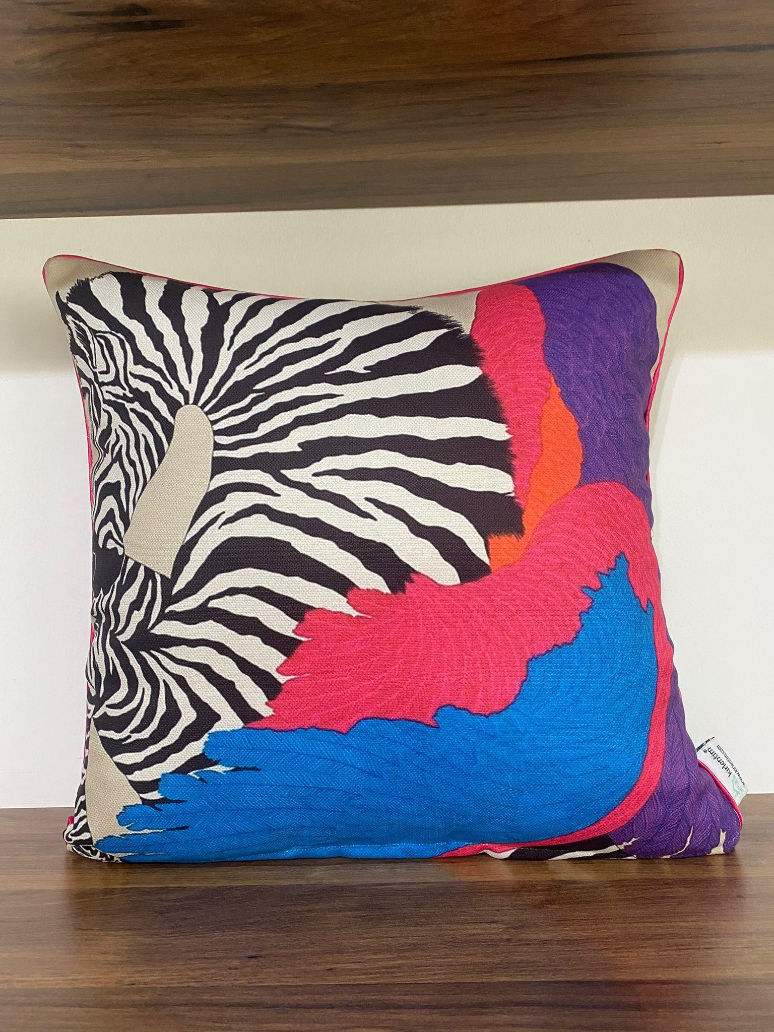 H1089 GRİ ZEMİN SİYAH BEYAZ ZEBRA RENKLİ DESENLER
