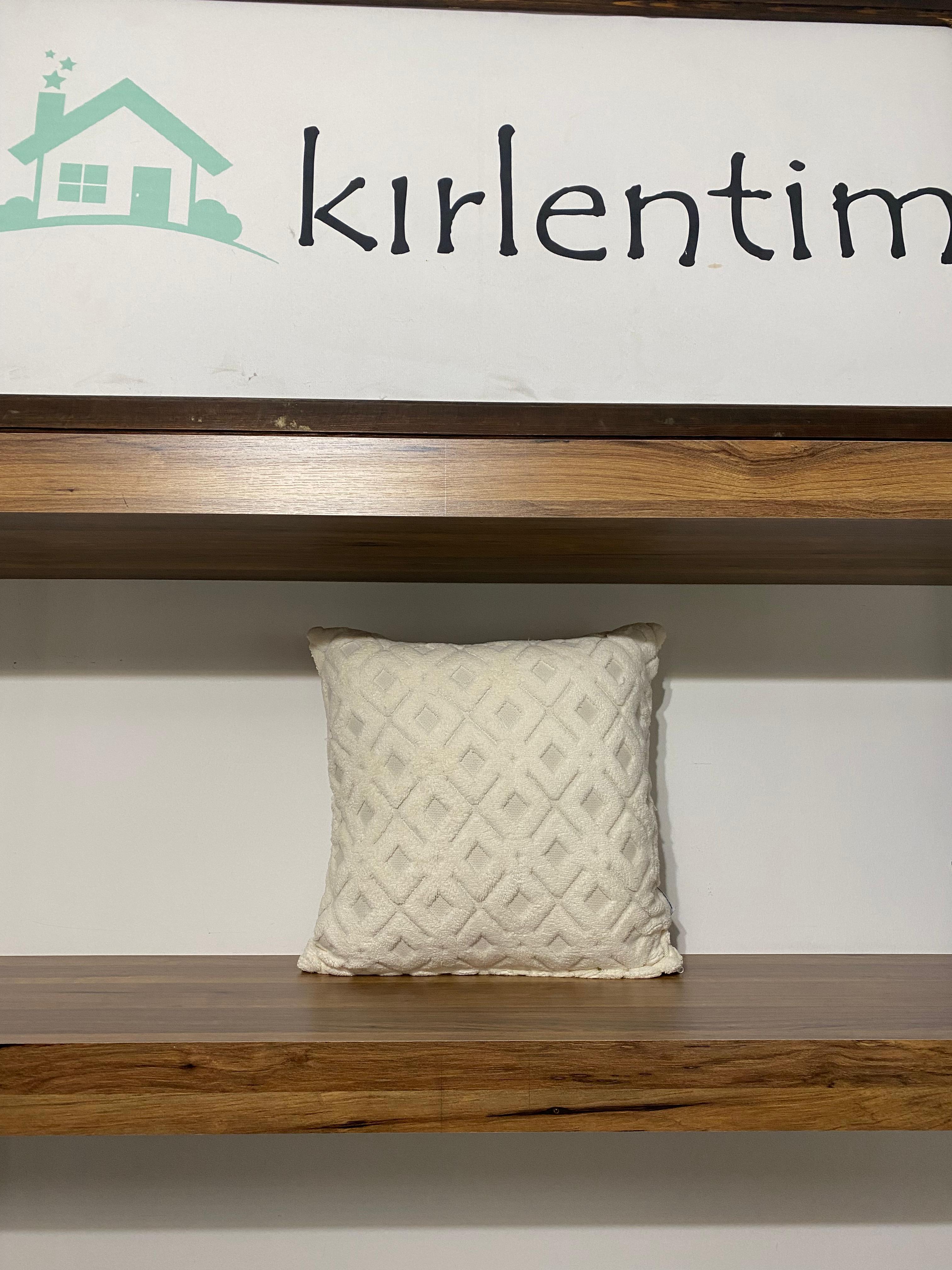 KREM RENK BAKLAVA DESEN BOHEM PUNCH İŞLEMELİ