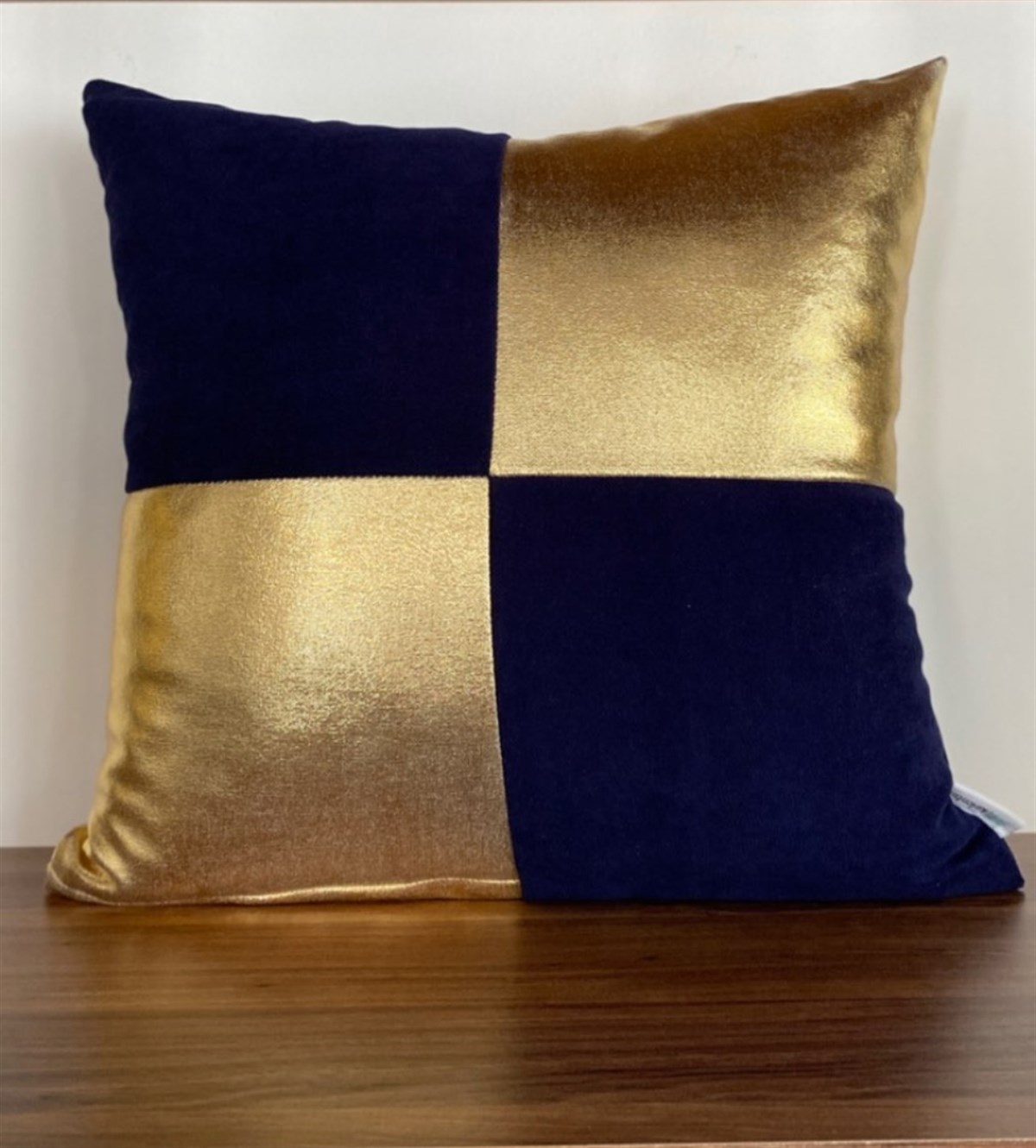 MAVİ ZEMİN DAMA DESEN GOLD VARAK BASKILI-4343