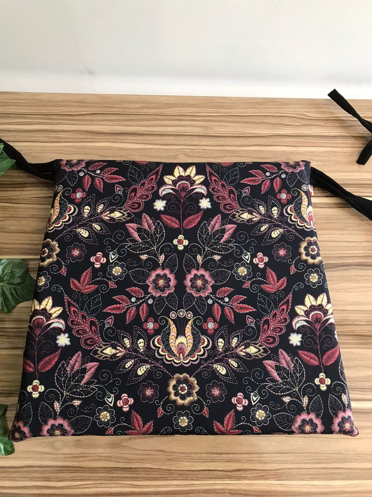 NSF05-1 RENKLİ NAKIŞ ÇİÇEK DESEN SANDALYE MİNDERİ