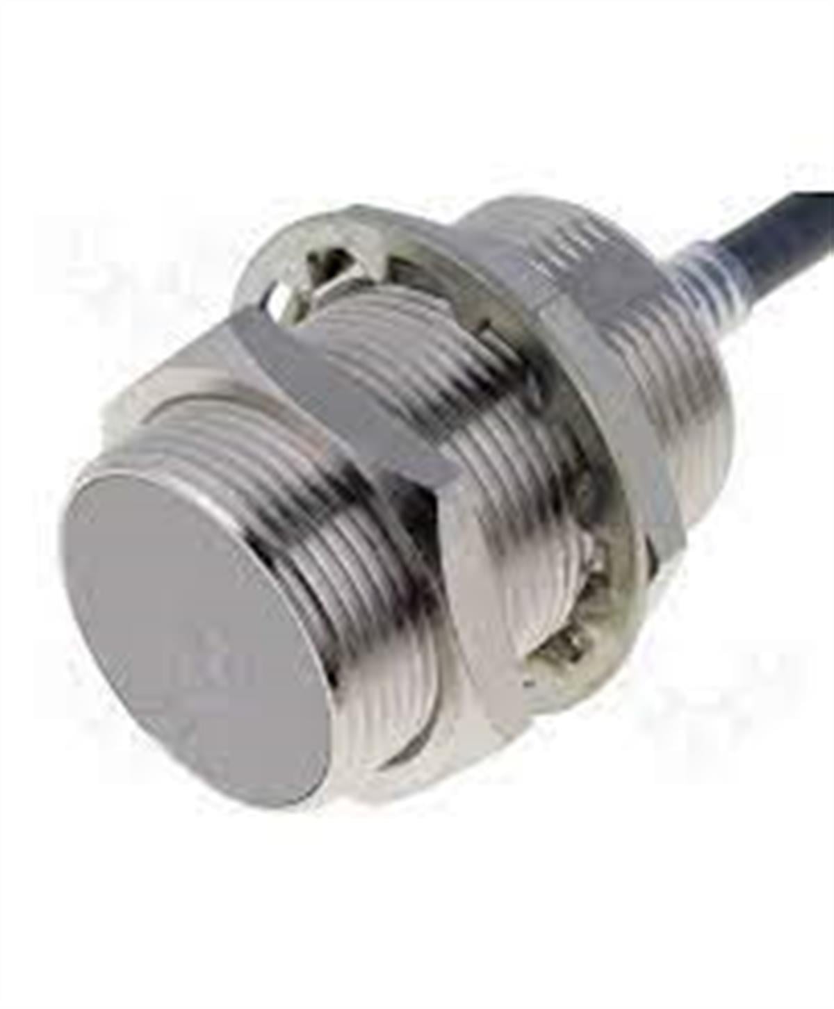 Omron E2E-X10Y1 2M