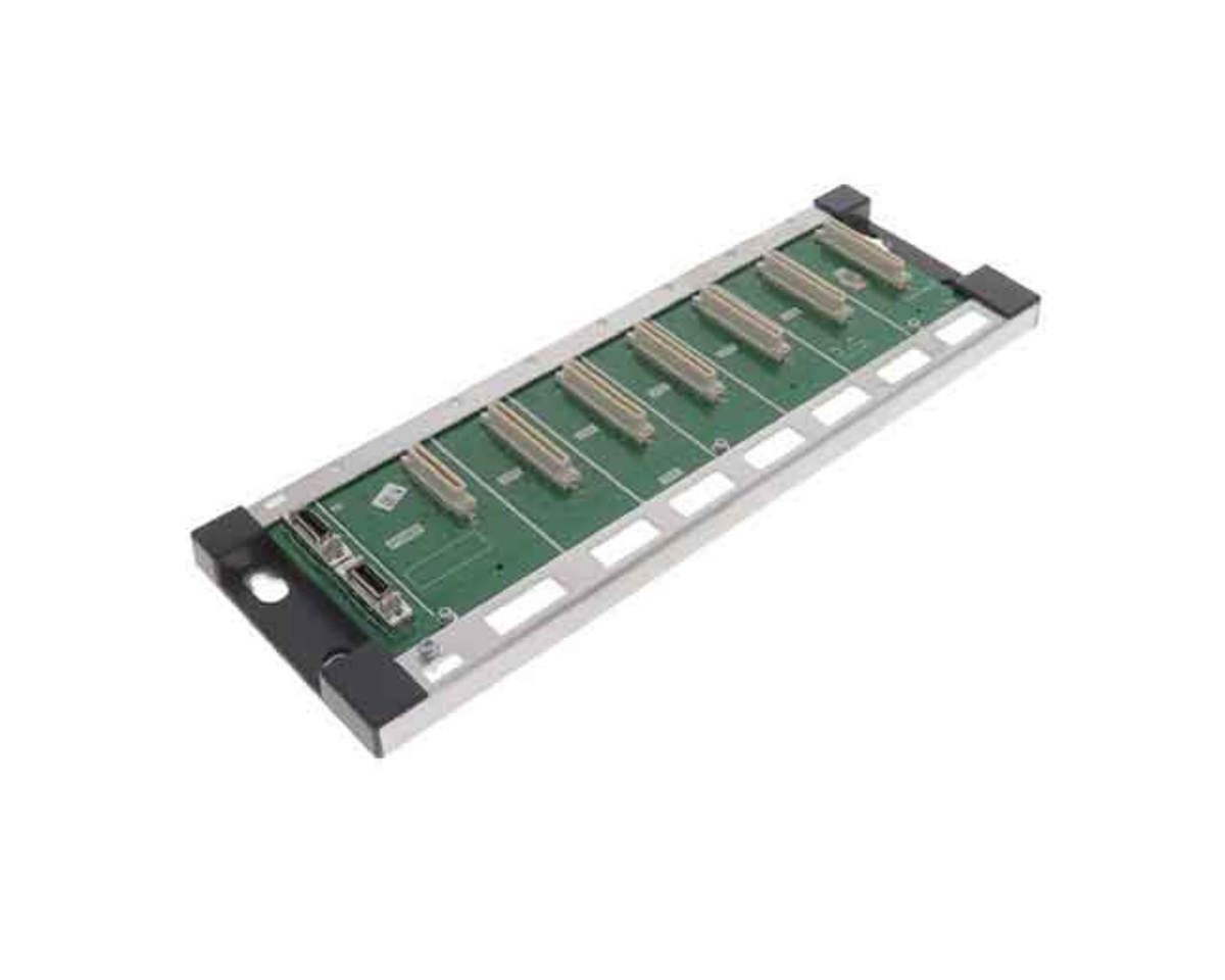 DELTA AH500 Serisi 6 Slot (Redundant) Genişleme Şasesi
