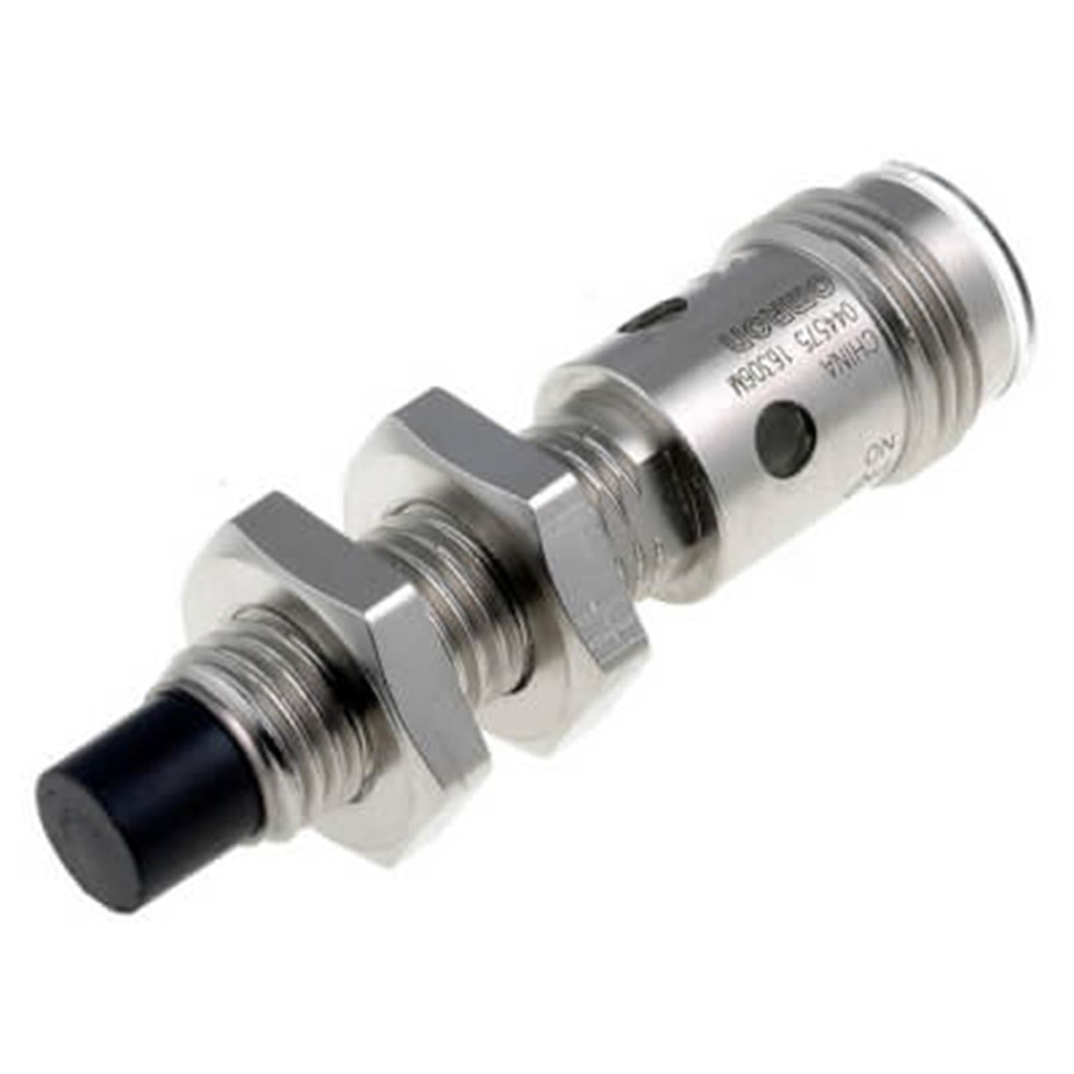 Omron E2A-S08KN04-M1-B2