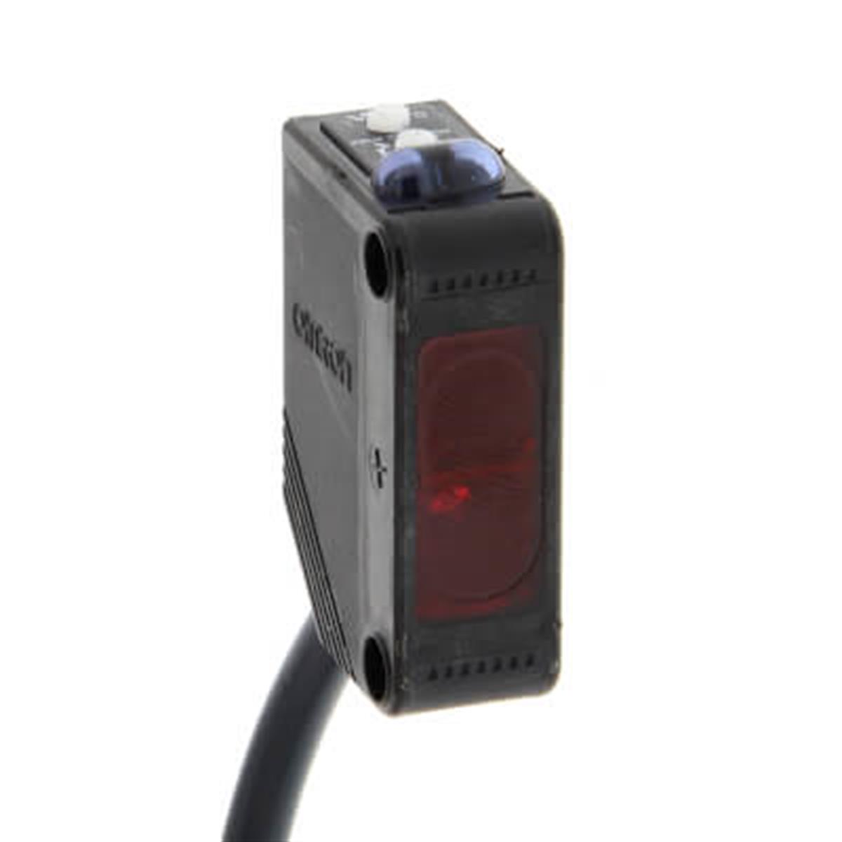 Omron E3Z-D81 5M