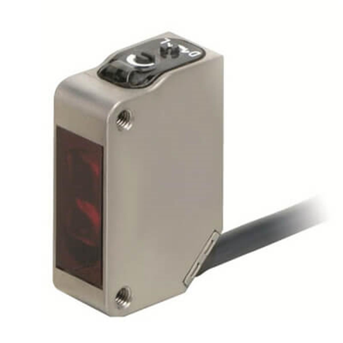 Omron E3ZM-D82 2M