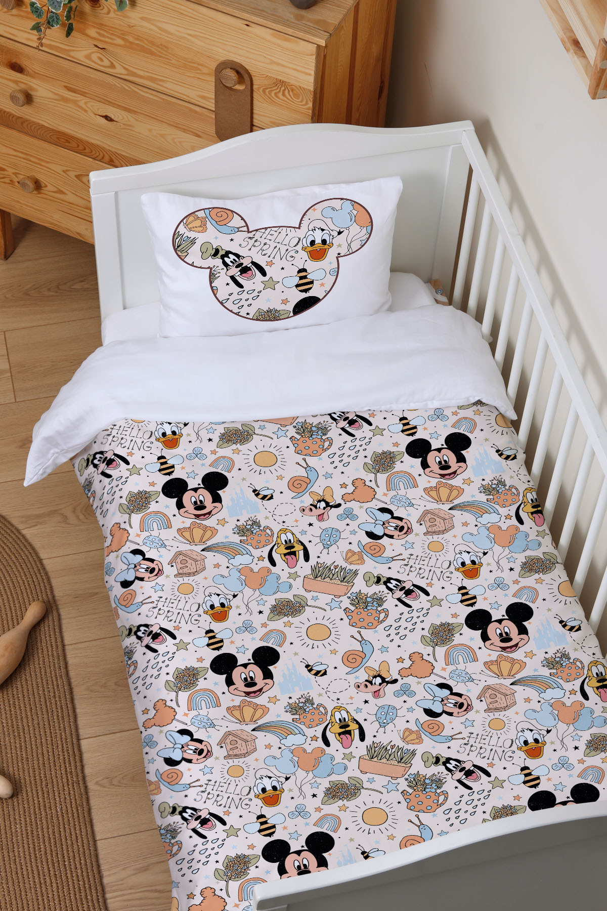 Bebek Nevresim Takımı Mickey ve Arkadaşları Pattern - Tuğba Kuğu