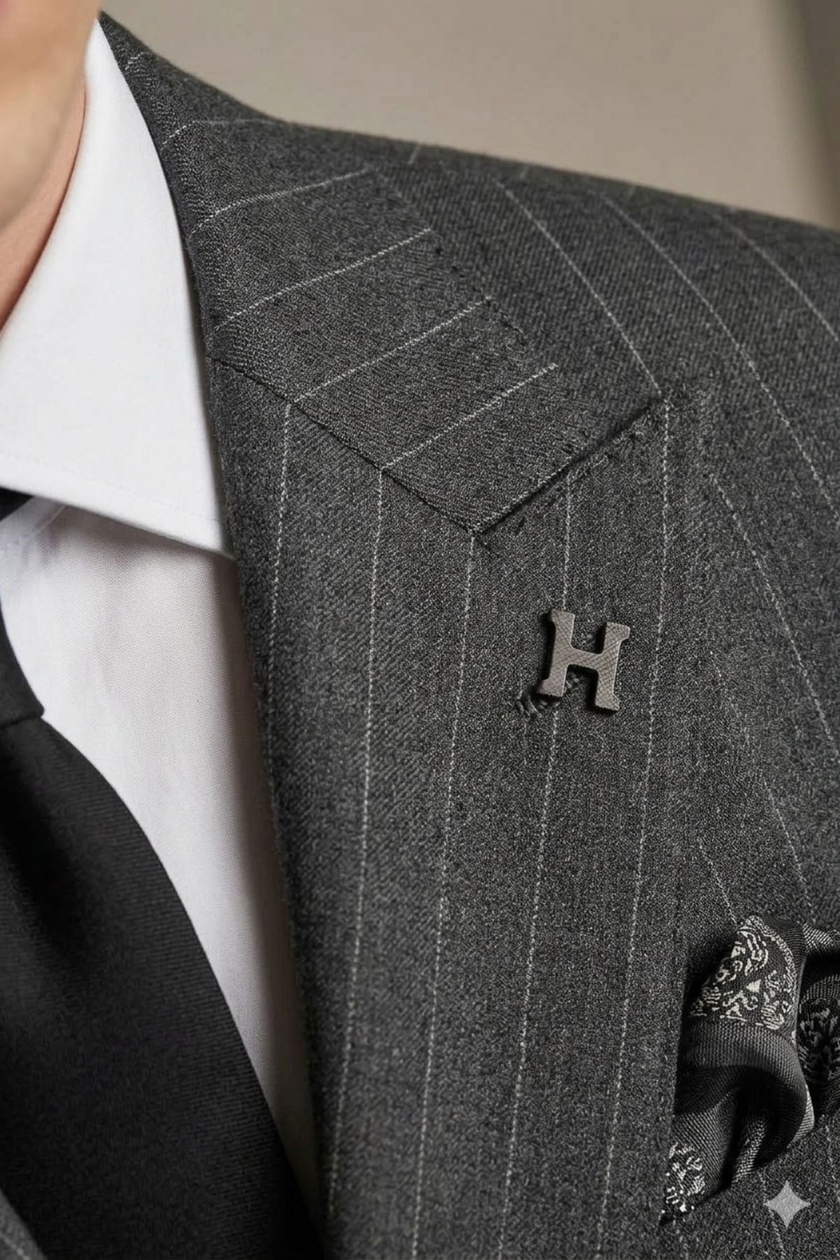 Siyah Çizgili Slim Fit Geniş Yaka Kruvaze Erkek Takım Elbise