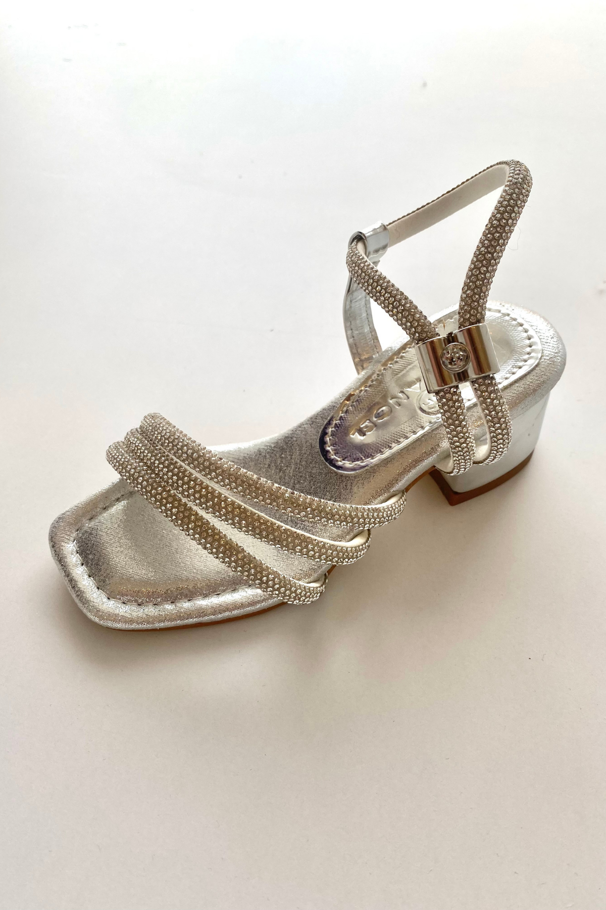 Bantlı Taş Detay Topuklu Kız Çocuk Ayakkabı