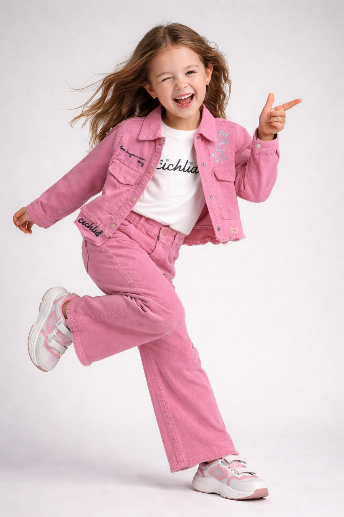 4-8 Yaş Yıldız Nakışlı Ceketli Gabardin 3lü Kız Çocuk Takım Pembe