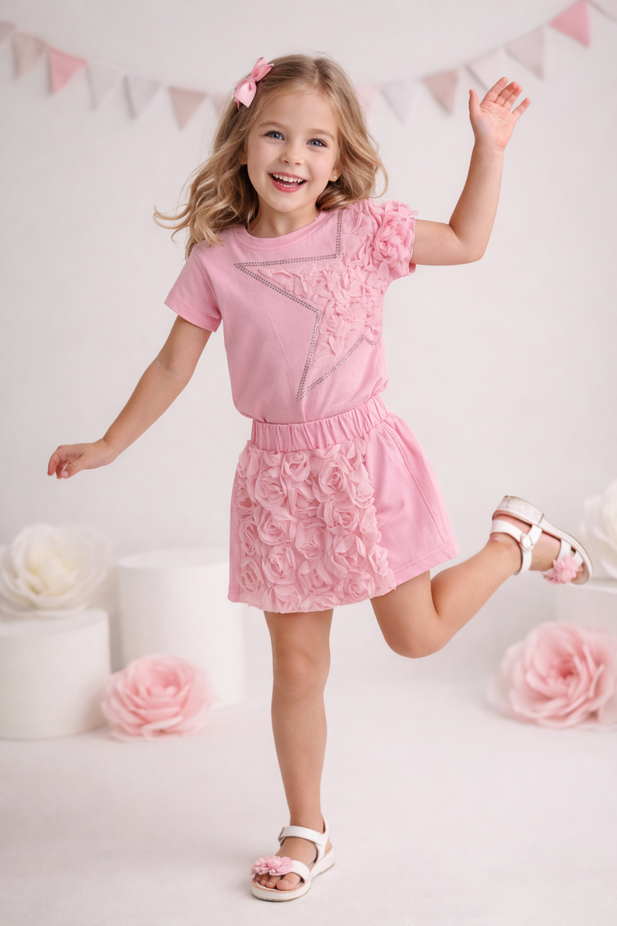 4-10 Yıldız Detay Şort Etekli Güllü Takım Pembe