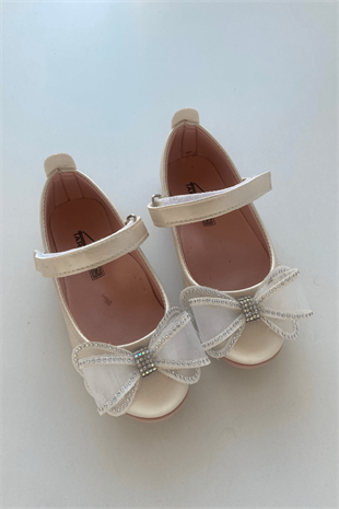 26-35 Numara Kurdela Detay Kız Çocuk Babet Krem