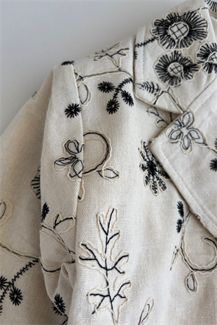 4-8 Yaş Nakış Ceketli Kız Çocuk Takım Siyah