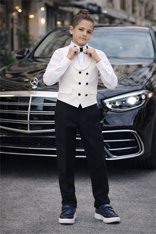 Lord Katlamalı Rozetli Çocuk Takım Elbise Beyaz