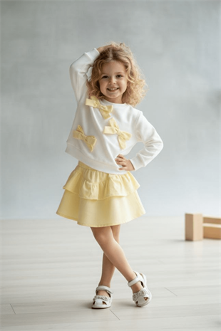 2-10 Yaş Fiyonk Detay Etekli Uzun Kol Kız Çocuk Takım Sarı