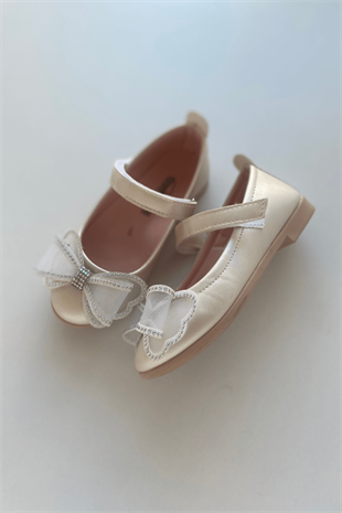 26-35 Numara Kurdela Detay Kız Çocuk Babet Krem