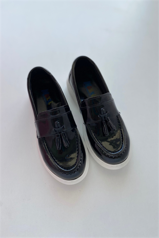 26-35 Numara Rugan Parlak Erkek Çocuk Ayakkabı Siyah