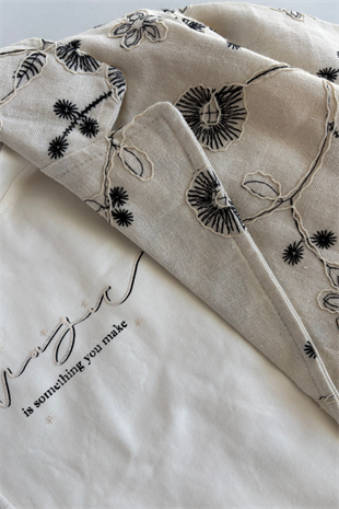 4-8 Yaş Nakış Ceketli Kız Çocuk Takım Siyah