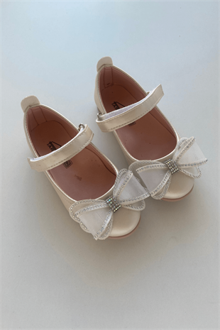 26-35 Numara Kurdela Detay Kız Çocuk Babet Krem