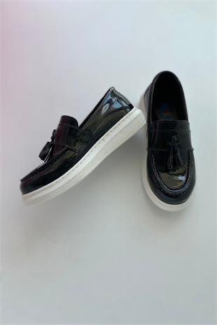 26-35 Numara Rugan Parlak Erkek Çocuk Ayakkabı Siyah