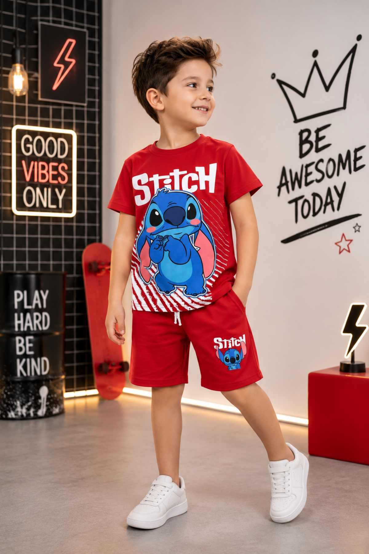 3-10 Yaş Stitch Maskeli Şortlu Çocuk Takım Kırmızı