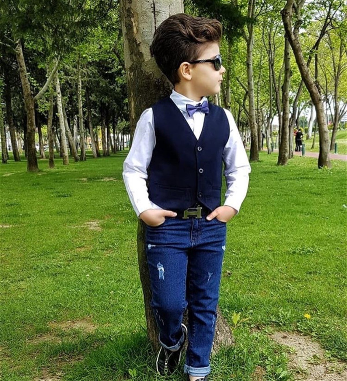 Yelekli Kot Pantolonlu Papyonlu Erkek Çocuk Takım Elbise |  Turuncugardrop.com