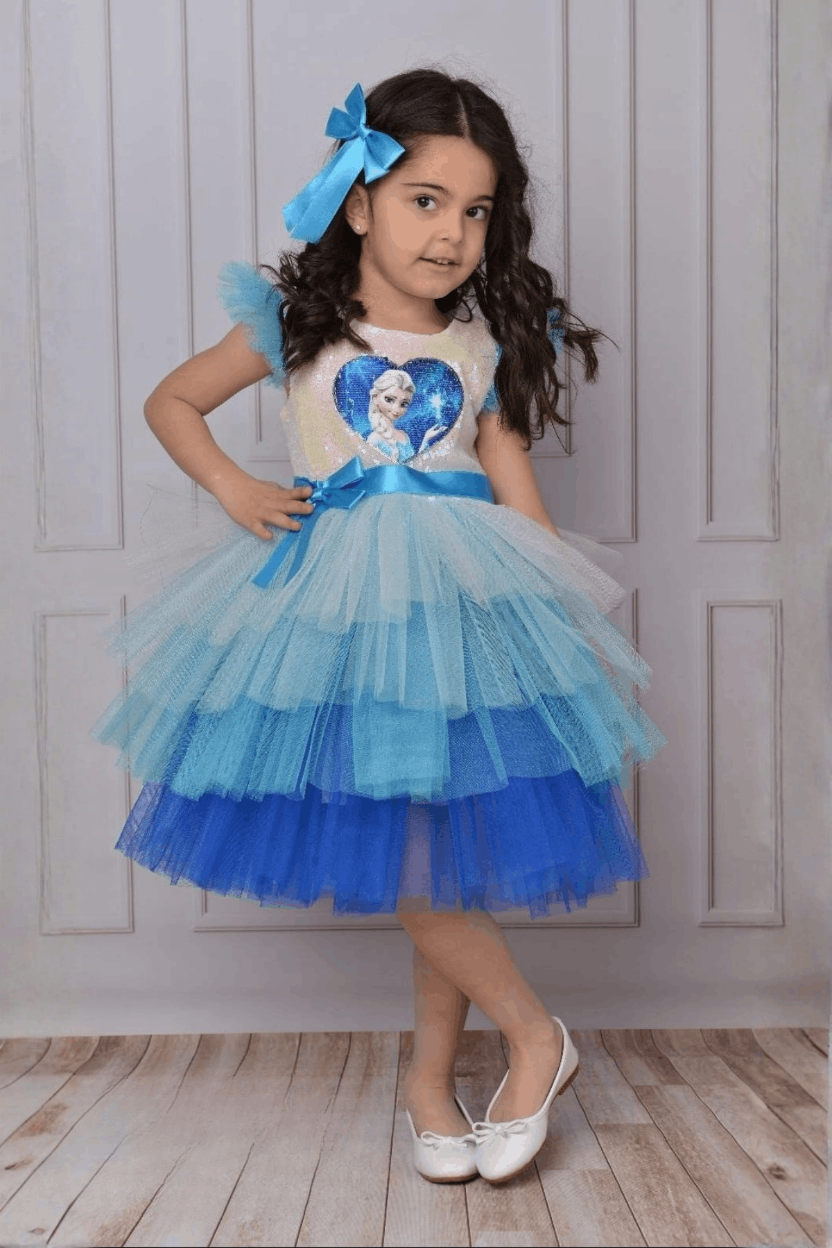 Payetli Toka Detay Elsa Kat Kat Elbise