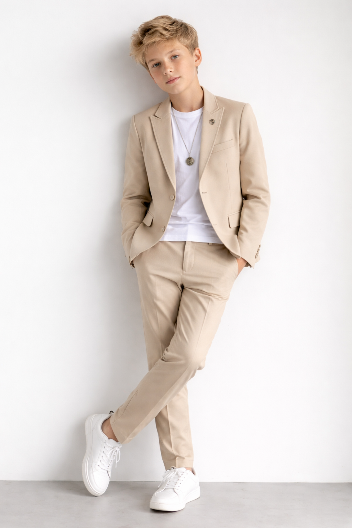 3-14 Yaş Oscar Tişörtlü Kolyeli Erkek Çocuk Takım Elbise Mezuniyet Bej