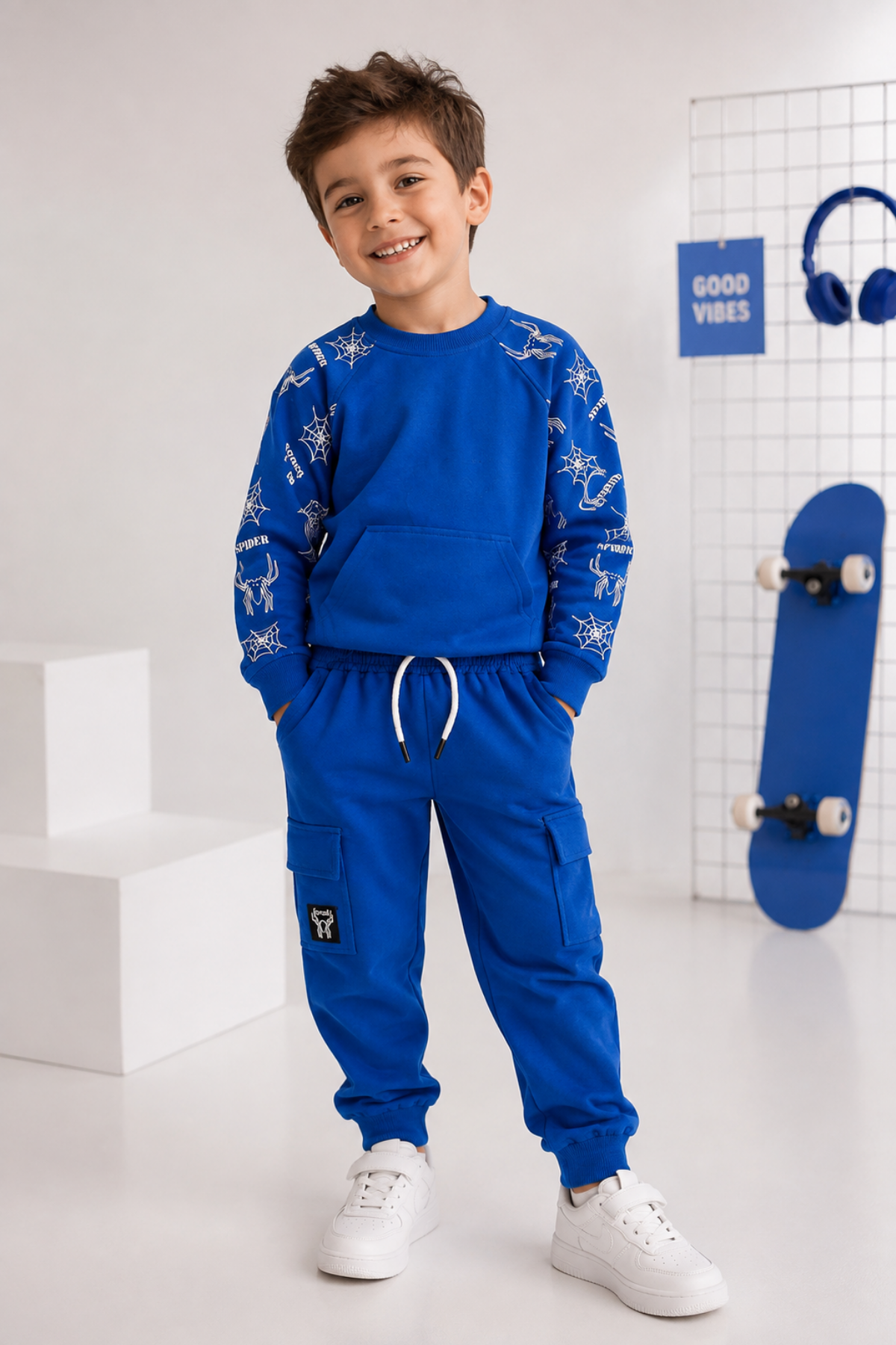 7-10 Yaş Kolları Ağ Desen Çocuk Eşofman Takımı Mavi