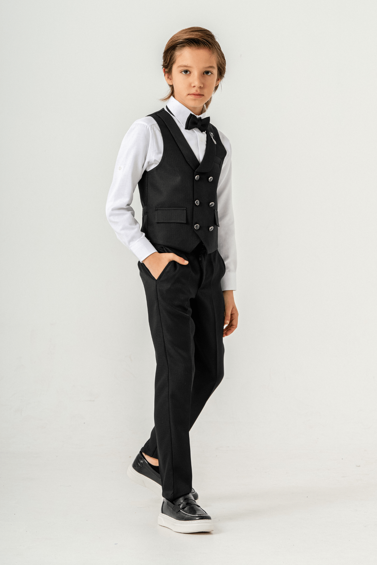 Lord Katlamalı Rozetli Çocuk Takım Elbise Siyah