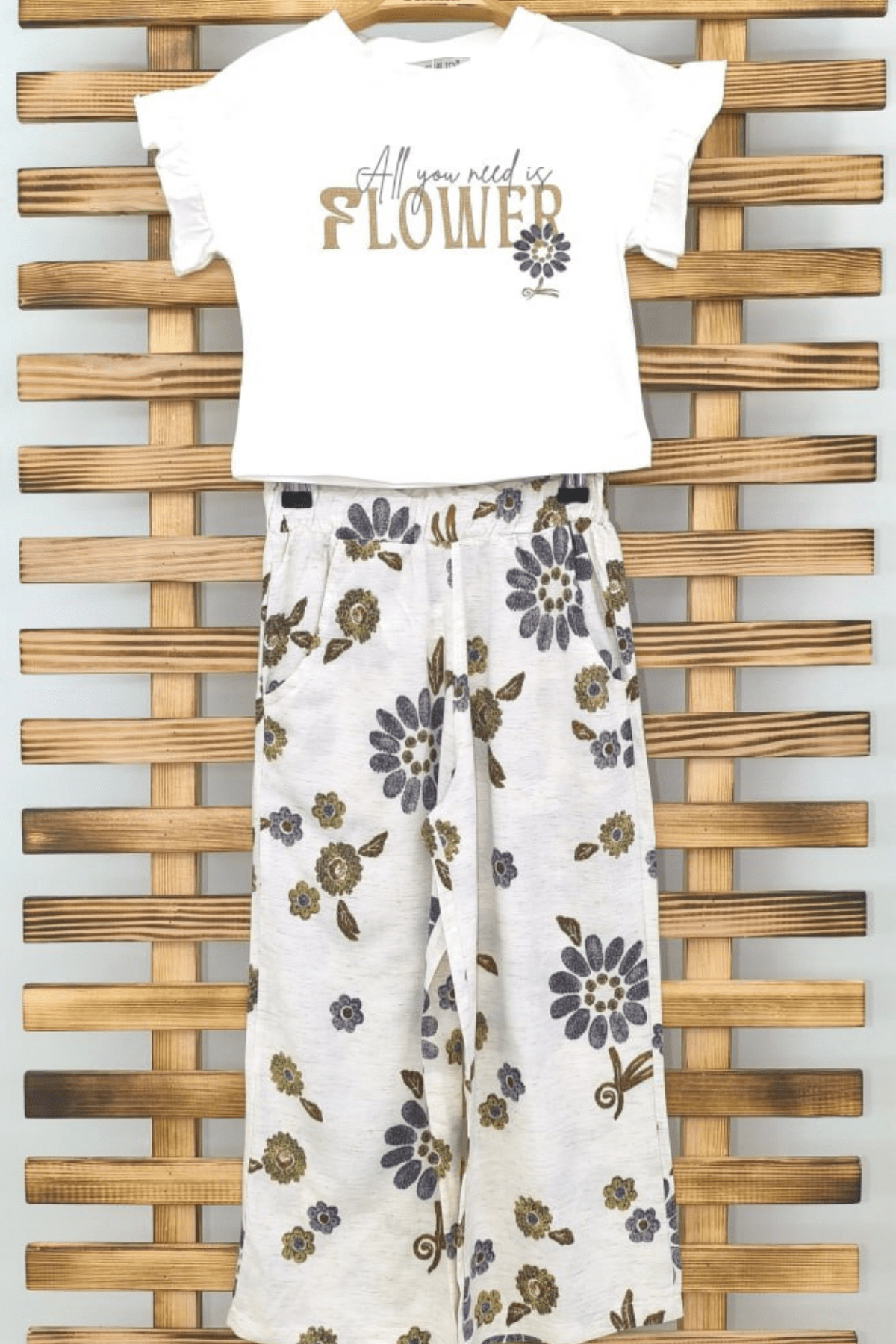 4-8 Yaş Flower Keten Pantolonlu  Kız Çocuk Takım Krem