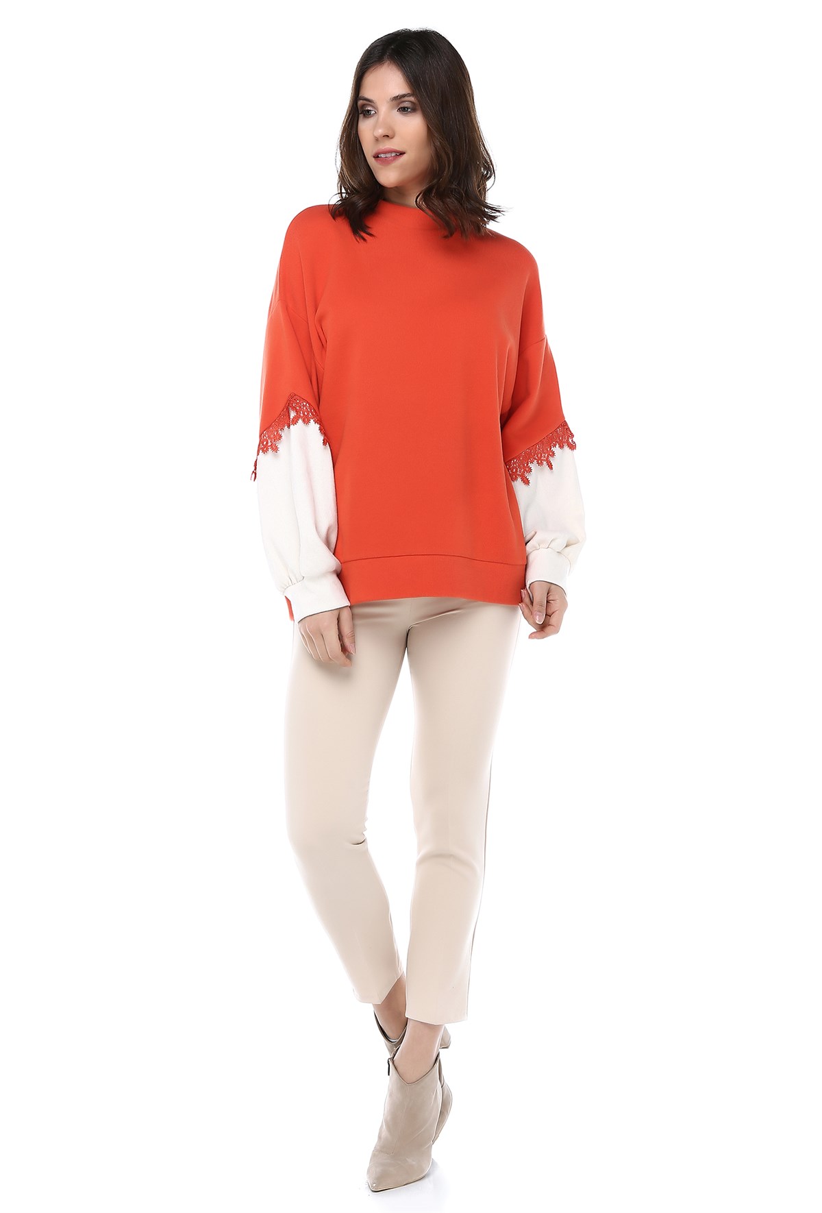 KOL GÜPÜR DETAY PENYE SWEATSHIRT