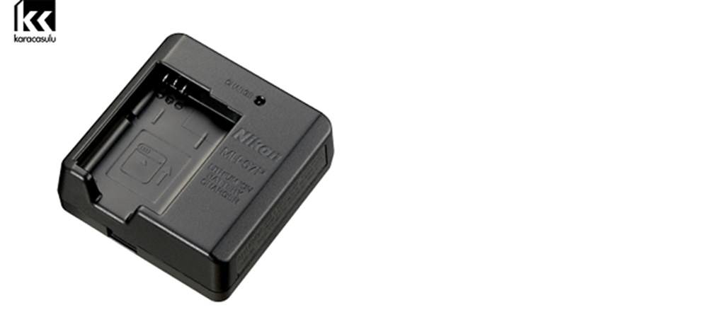 Nikon Pil Şarj Cihazı MH-67P