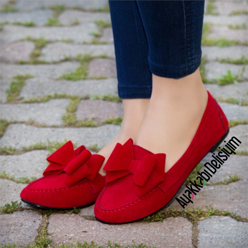 Poin Süet Kırmızı Fiyonklu Babet Ayakkabı