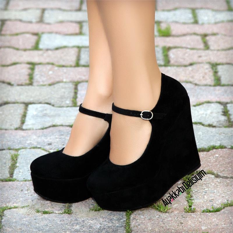 Lafina Süet Siyah Dolgu Topuklu Ayakkabı