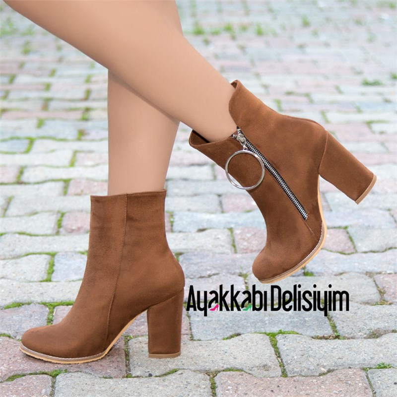 Halkas Süet Taba Rengi Kalın Topuklu Bot