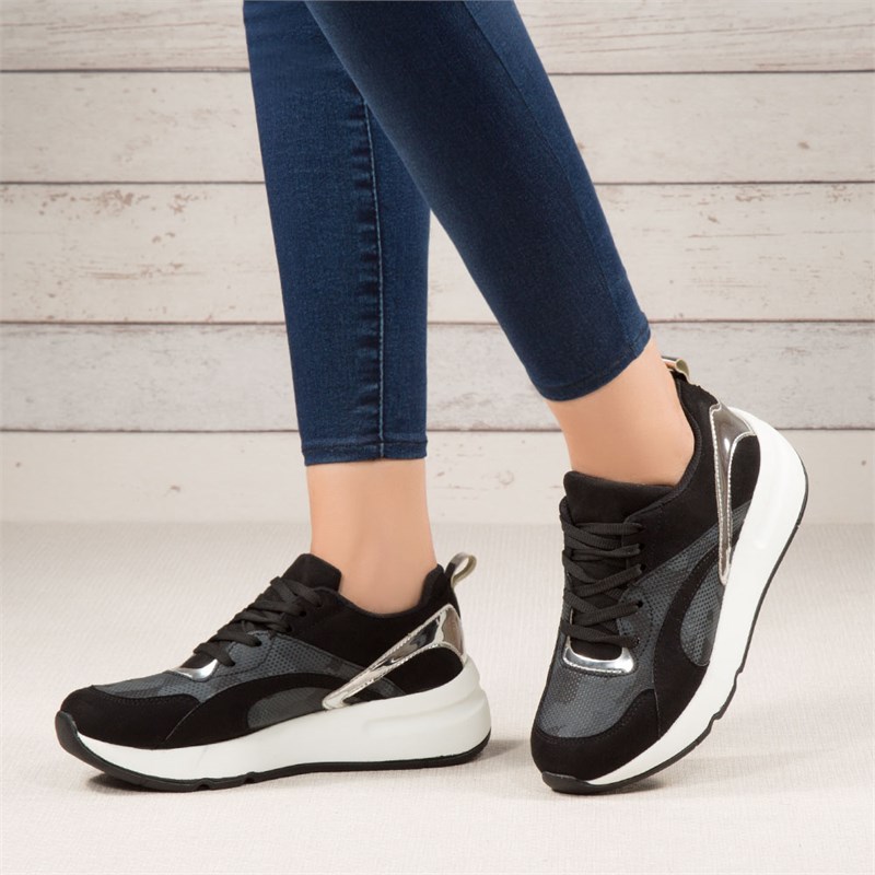 Lokpo Siyah Bağcıklı Spor Ayakkabı