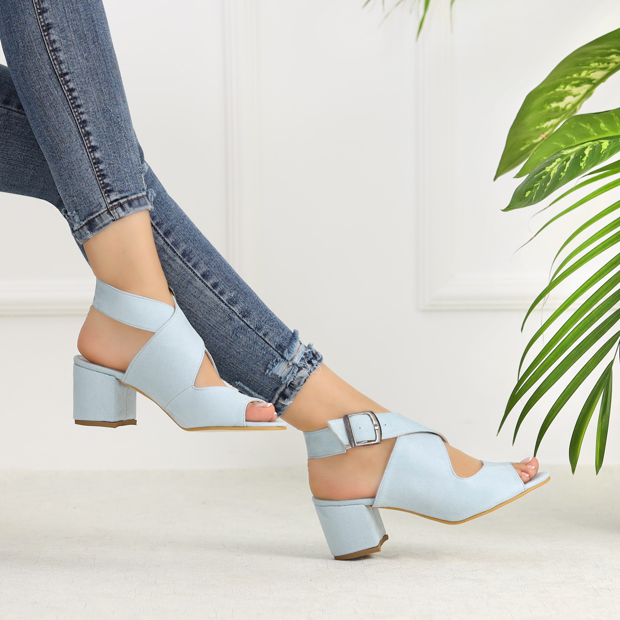 Rora Süet Mavi Kısa Topuklu Sandalet