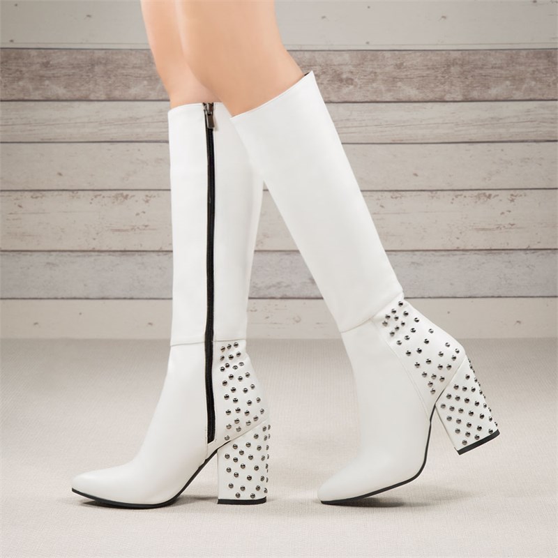 Senla Beyaz Zımbalı Kalın Topuklu Çizme