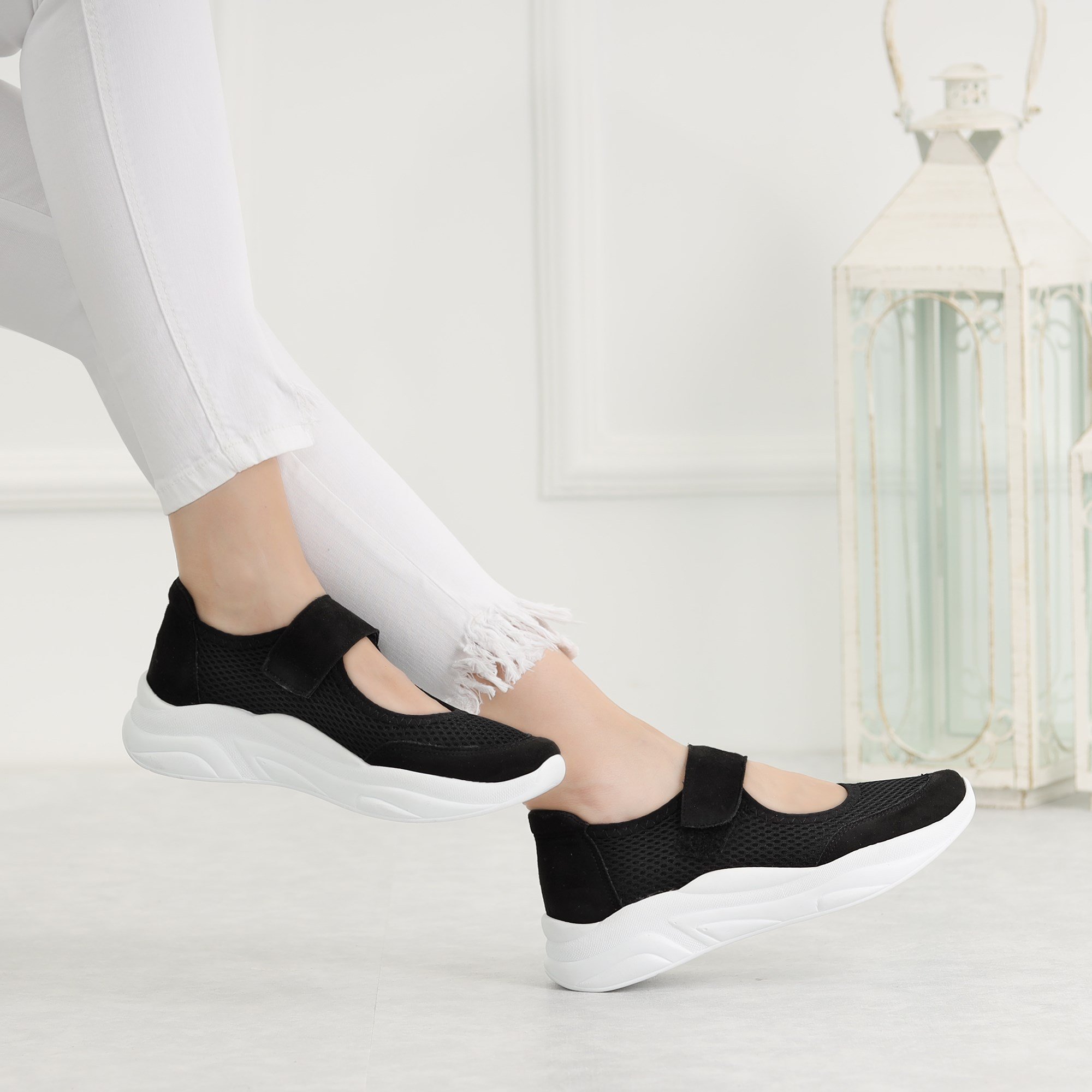 Zivari Siyah File Cırtlı Kadın Spor Babet Ayakkabı