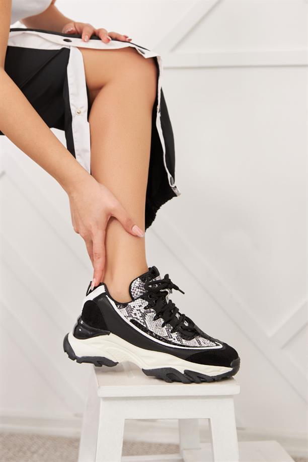 Devgan Siyah Kalın Tabanlı Kroko Desenli Kadın Sneaker Spor Ayakkabı