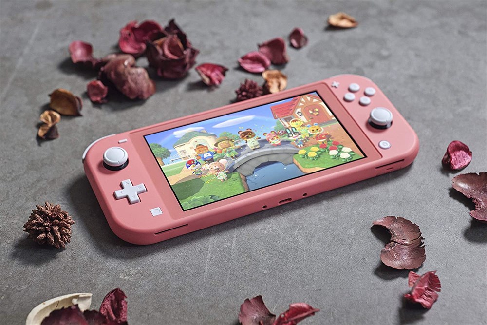Nintendo Switch Lite Oyun Konsolu Coral PEMBE