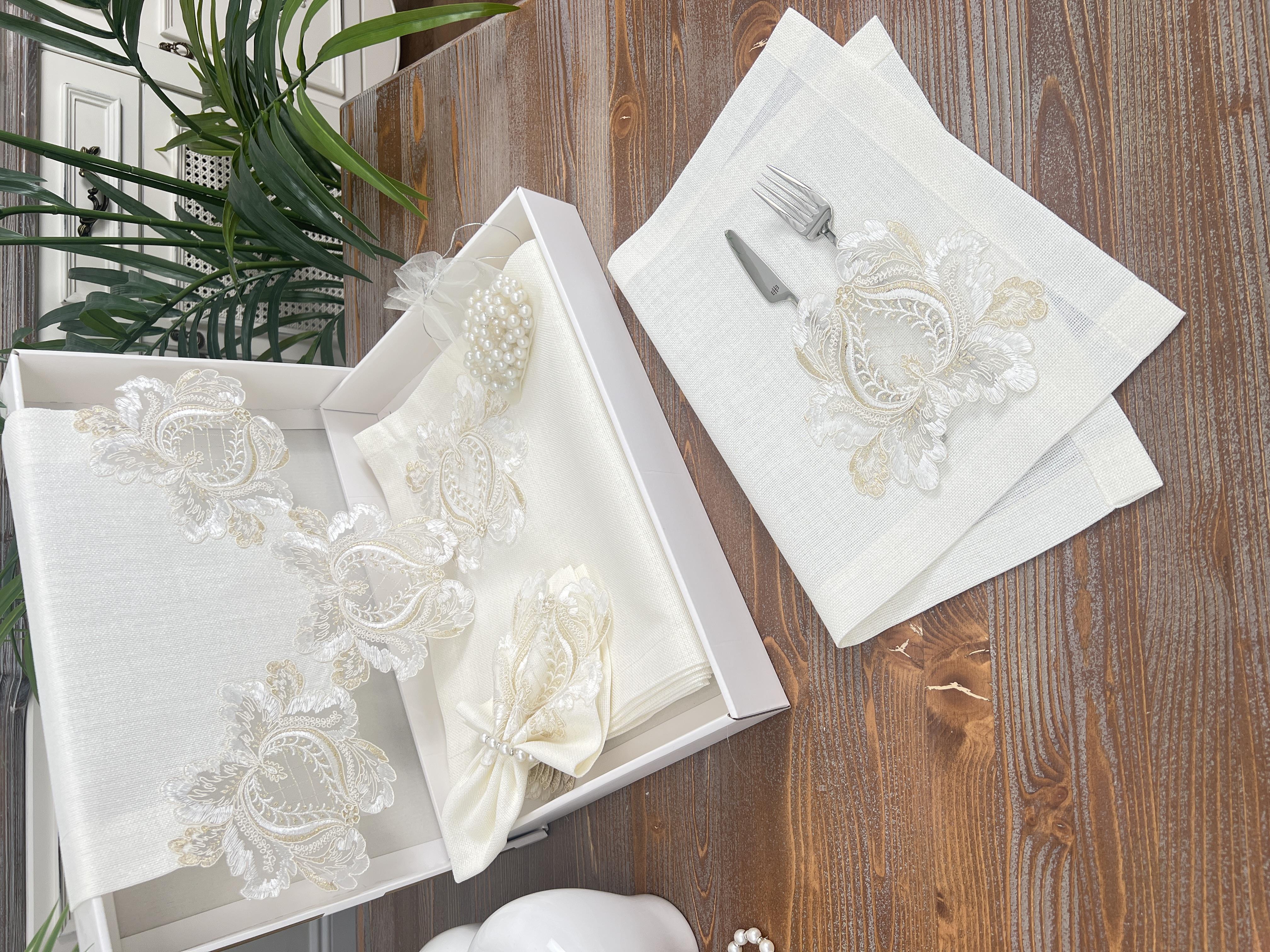 12 Kişilik Peçeteli Amerikan Servis Seti - ST067