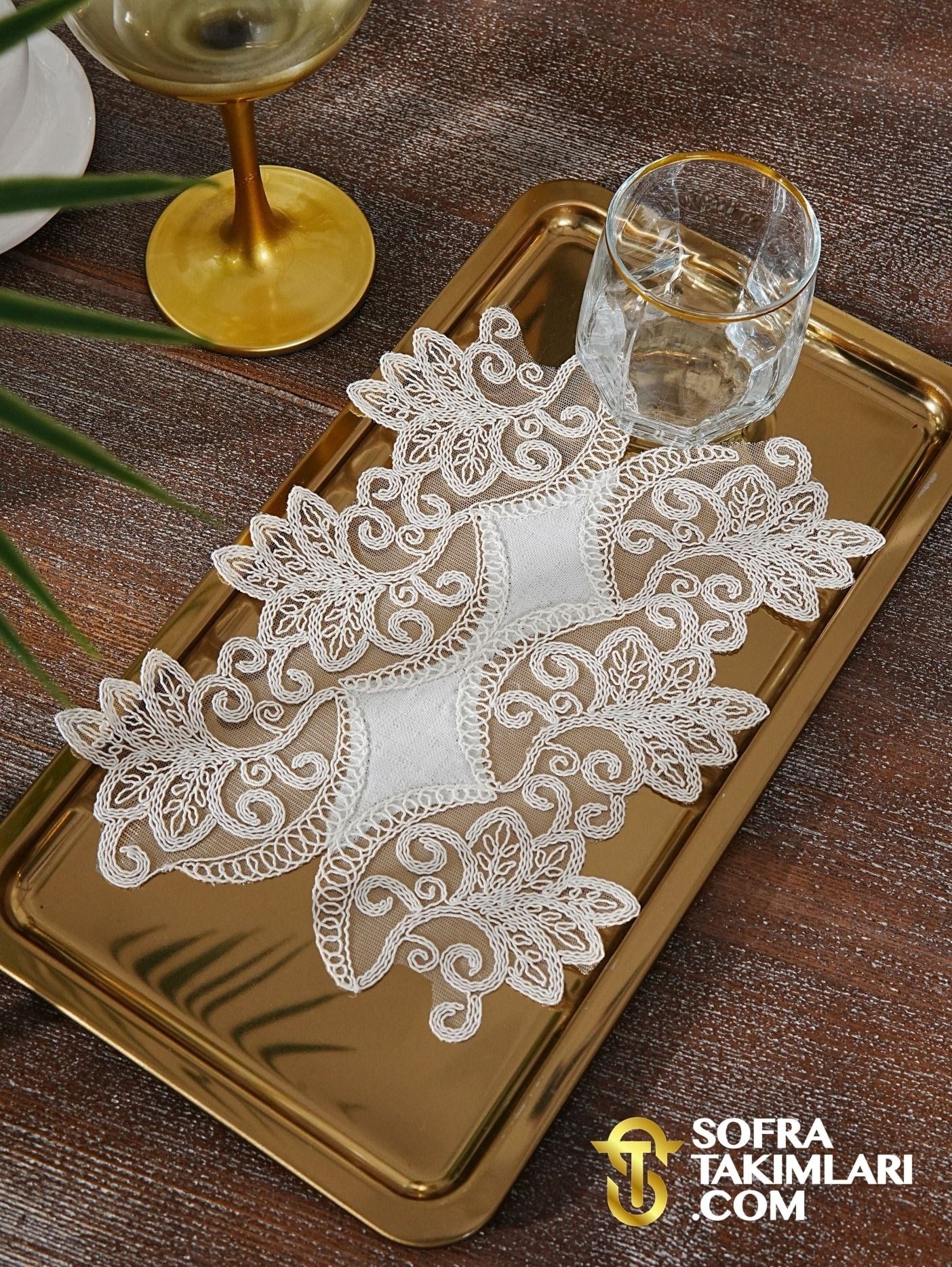 Açelya Model Tepsi Örtüsü - Kırık Beyaz Dantelli
