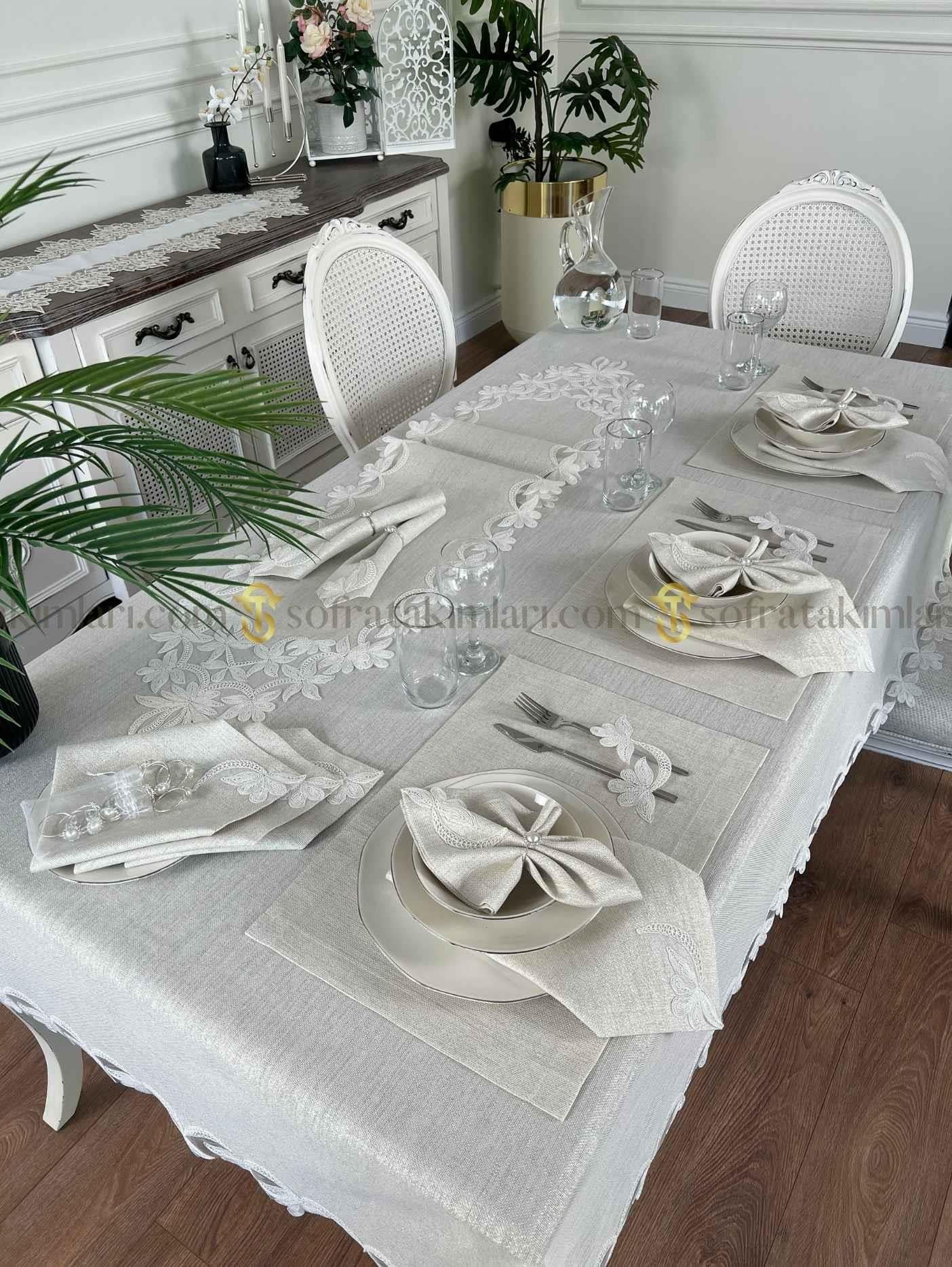 Dina Model Lüx 38 Parça Sofra Takımı Amerikan Servisli Set - Kırık Beyaz Dantelli - Işıltılı Taş Rengi Kumaş