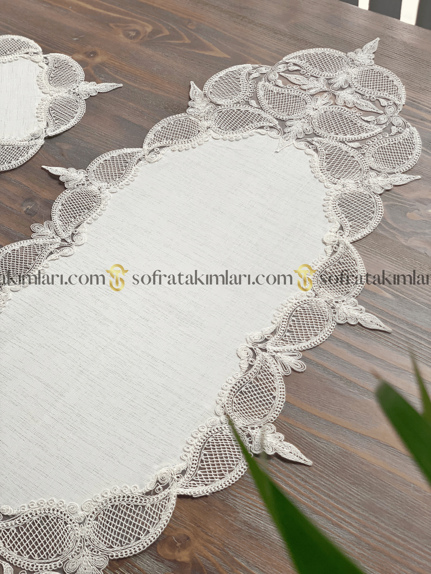 Ela Model Yatak Odası Takımı Kırık Beyaz Renk Gardenya Keten Kumaş 