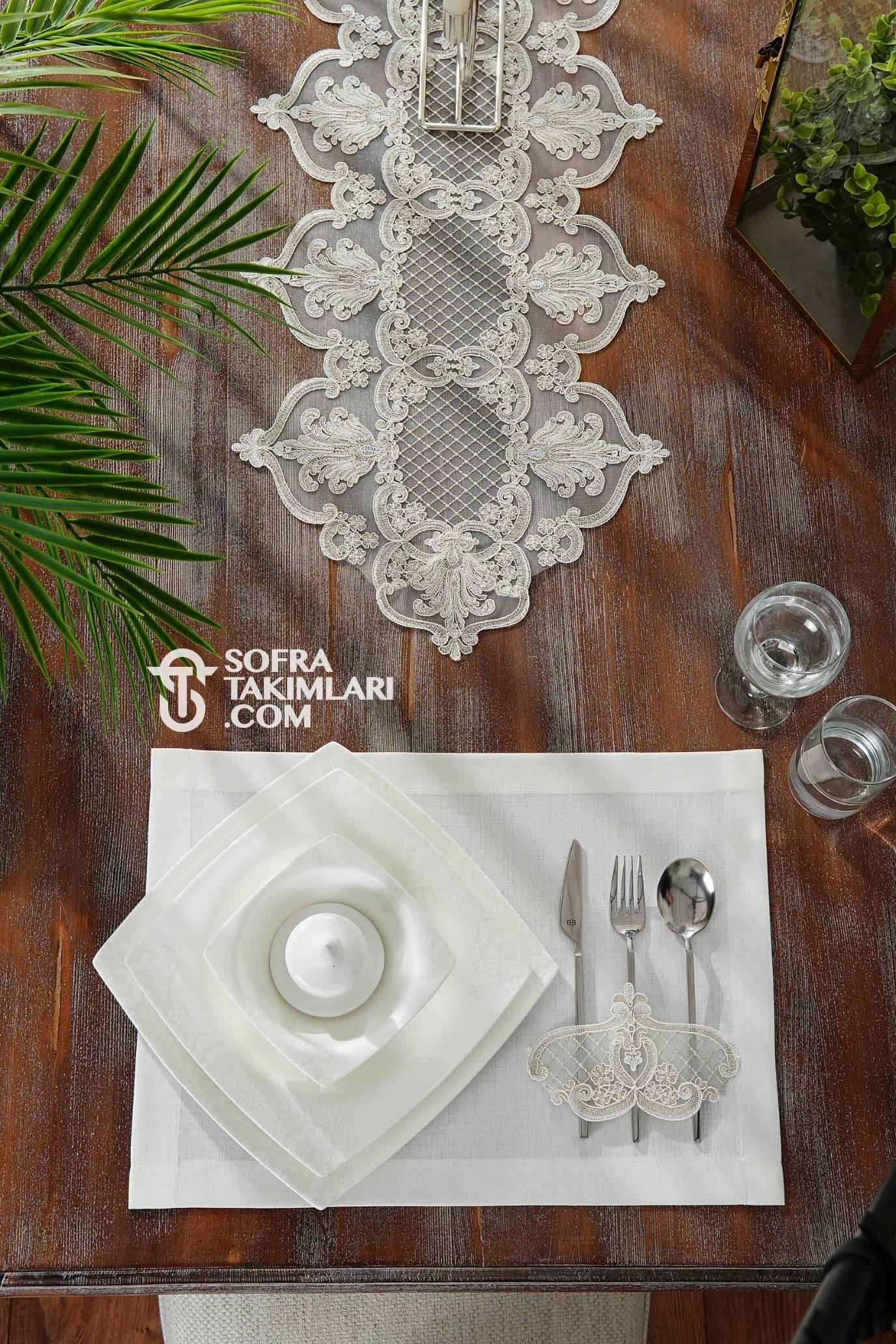 Garden Model Amerikan Servis Seti -  Gümüş Dantel - Kırık Beyaz Kumaş