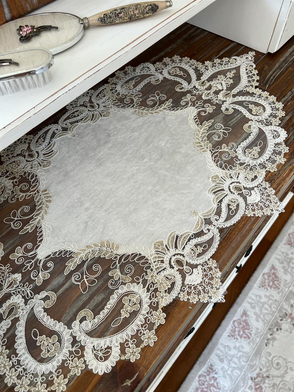 Lavanta Luna Model Yatak Odası Takımı İpek Kadife Kumaş Kırık Beyaz Renk
